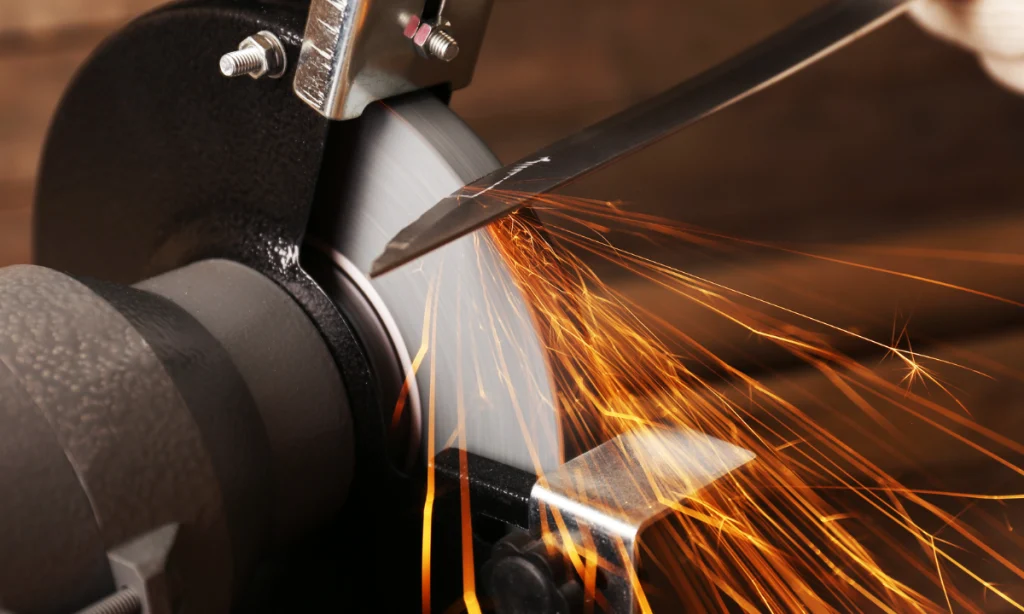 Can you use a Bench Grinder to Sharpen Kitchen Knives